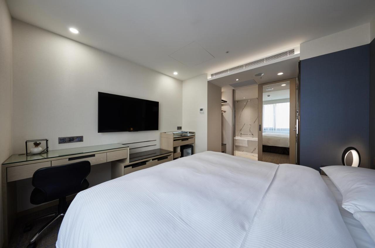 K Hotels Taipei Linsen Dış mekan fotoğraf